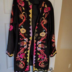 Soft Surroundings topper with colorful appliques